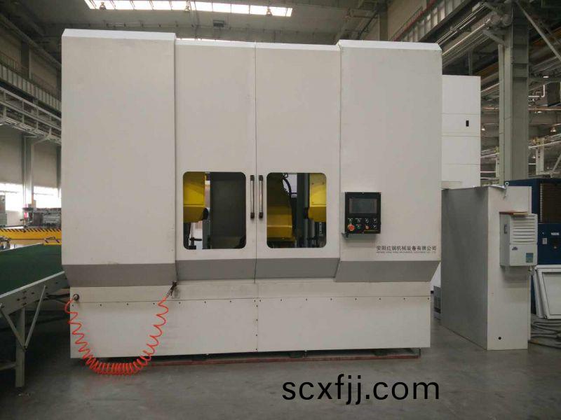 異(yi)型(xing)筦(guan)鋸(ju)切數控(kong)機(ji)牀(chuang)