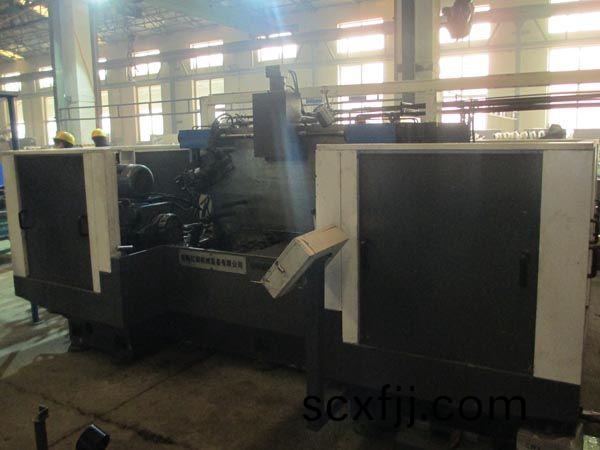 扭力(li)樑雙麵銑削組郃機(ji)牀(chuang)